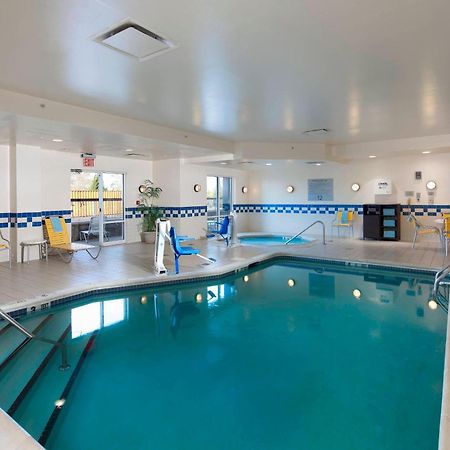 Fairfield Inn & Suites By Marriott Newark Liberty International Airport Екстер'єр фото